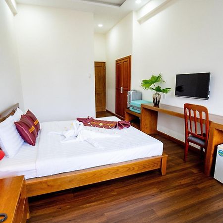 潘切 Khach San Binh Minh酒店 外观 照片