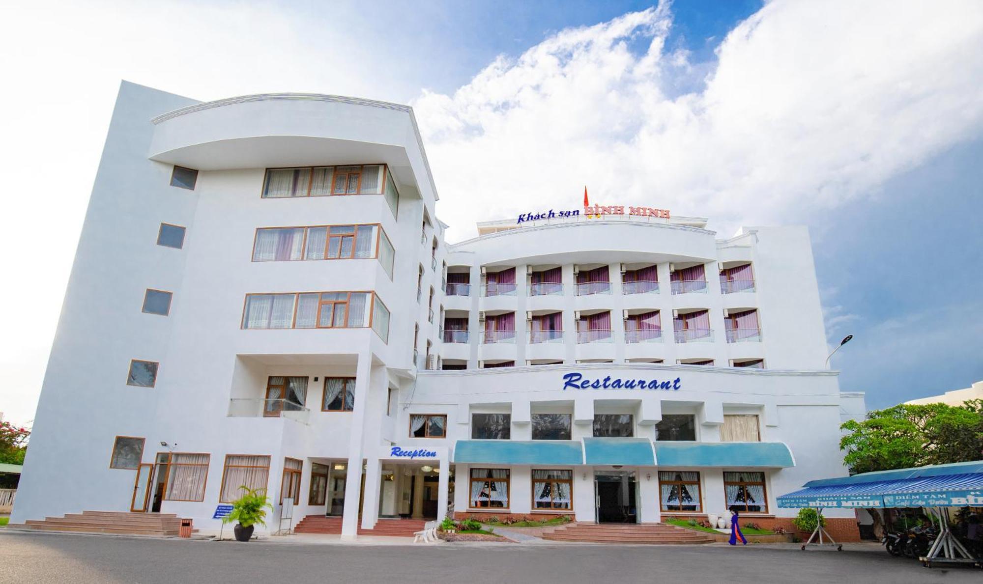 潘切 Khach San Binh Minh酒店 外观 照片
