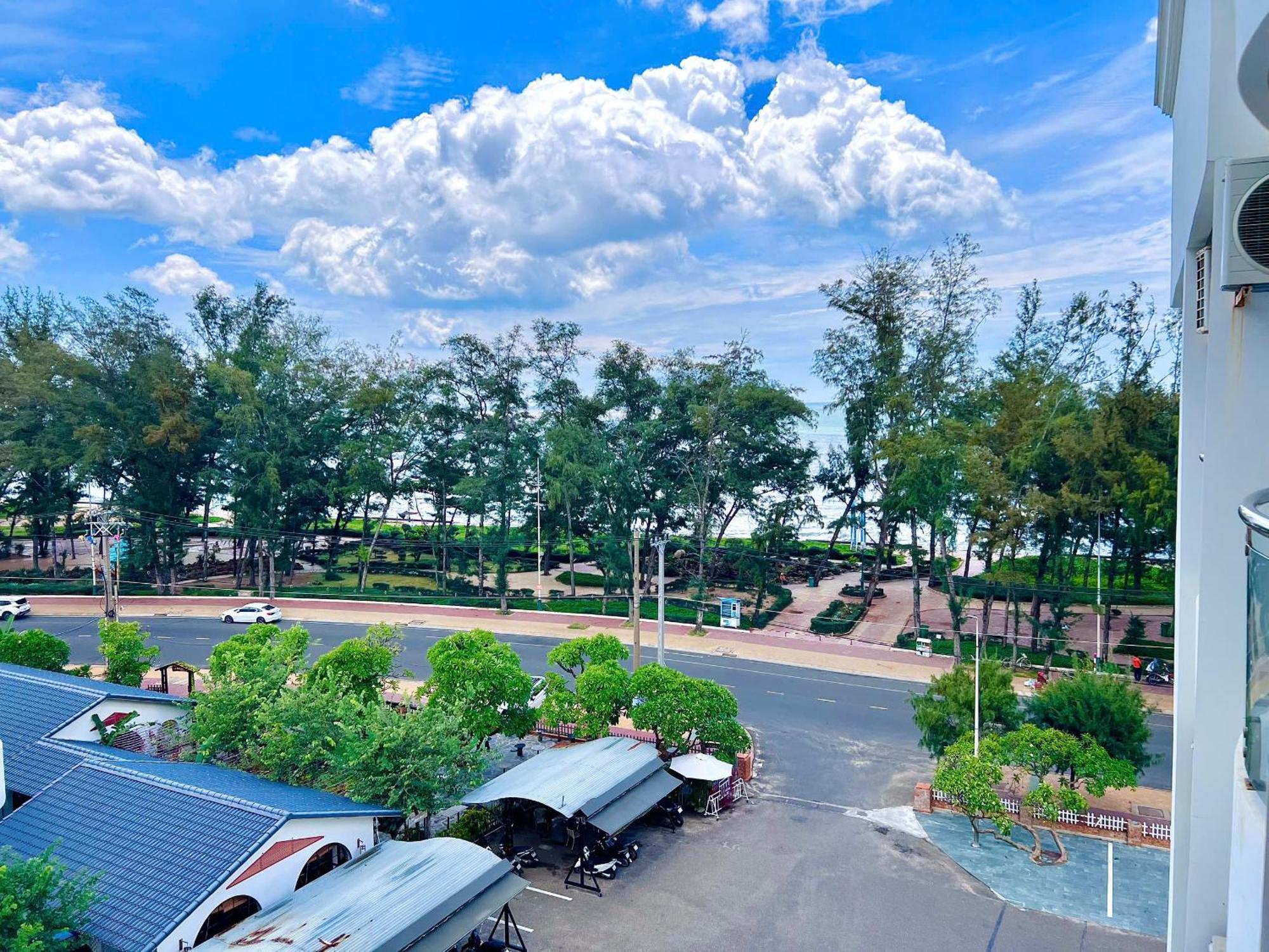 潘切 Khach San Binh Minh酒店 外观 照片