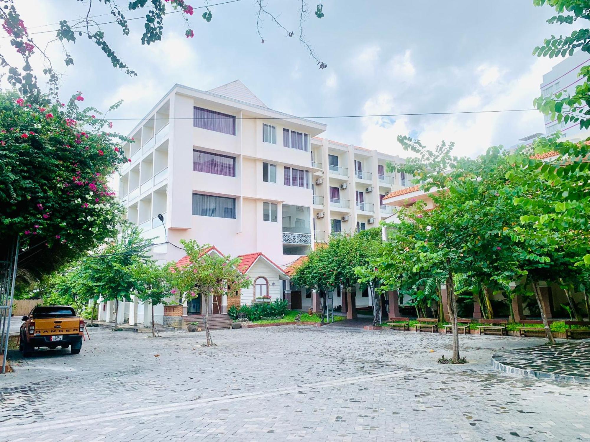 潘切 Khach San Binh Minh酒店 外观 照片