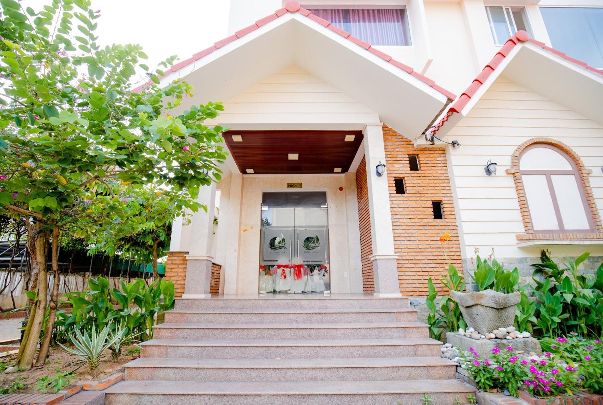 潘切 Khach San Binh Minh酒店 外观 照片